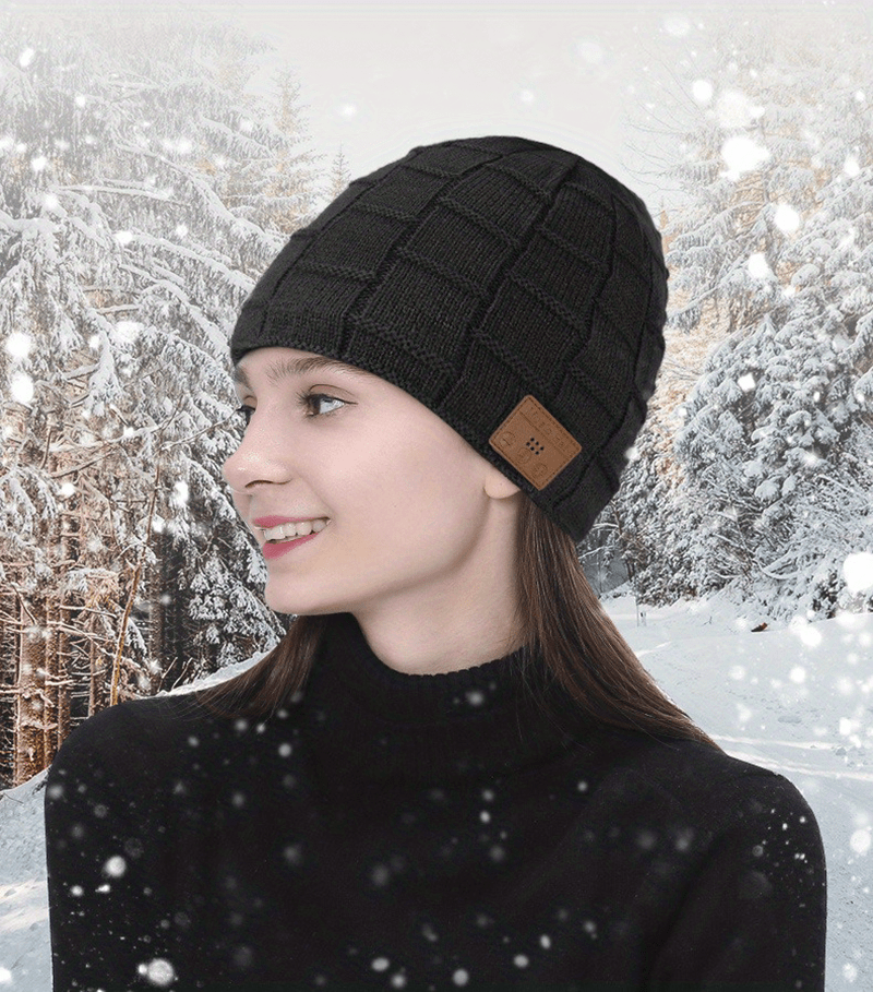 christmas gift wireless beanie hat outdoor snowy use velvet insulation large plaid music earphones knitted hat details 2